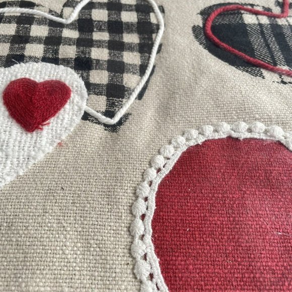 NEW Nicole Miller Black White Gingham Hearts Embroidery Table Runner 14”x72” - Picture 4 of 5